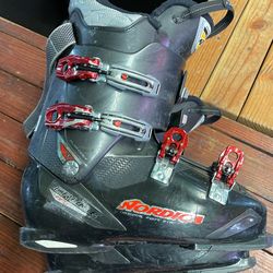 Nordica Size 11.5