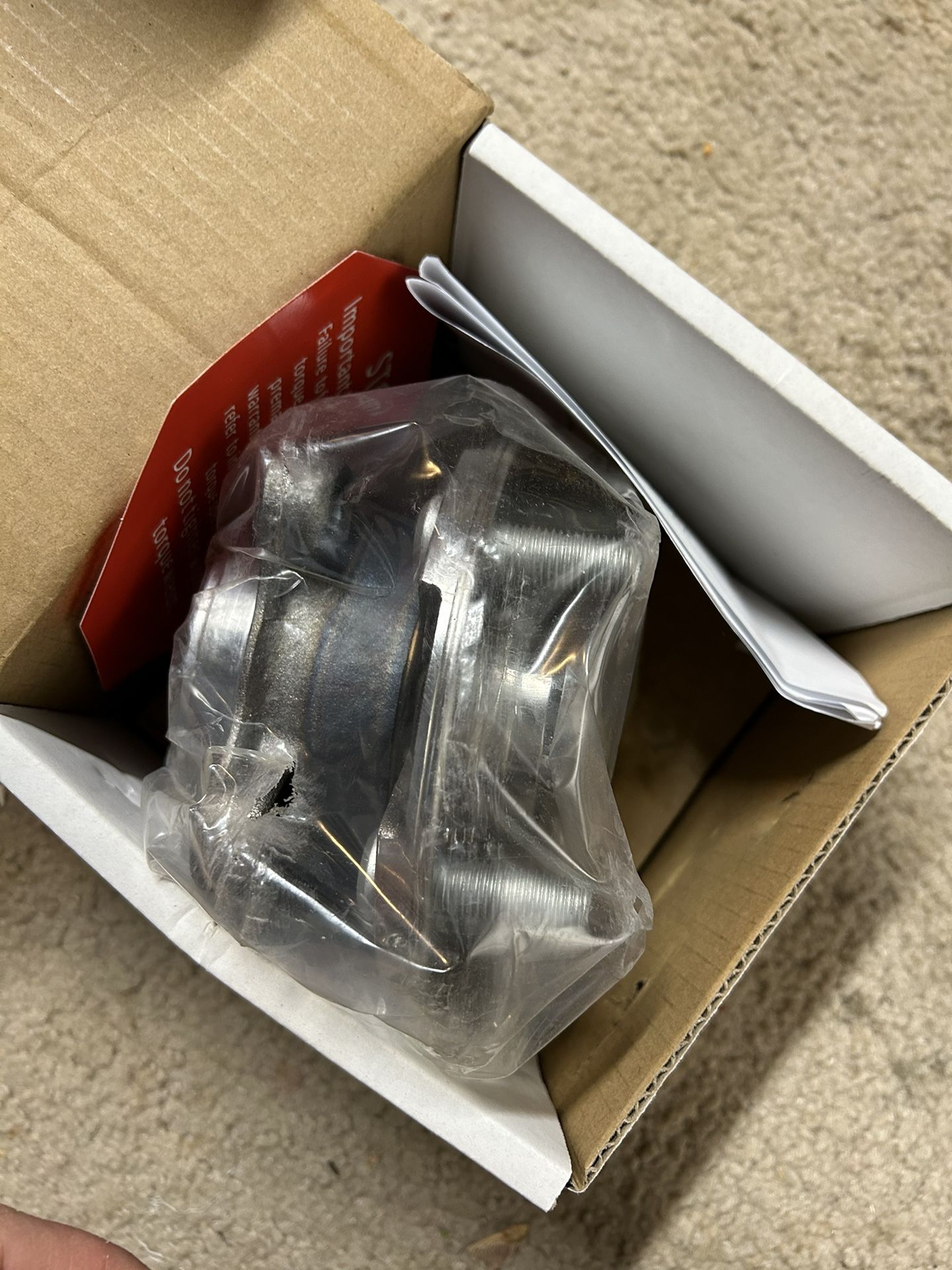 06-11 Toyota RAV4 Front Hub