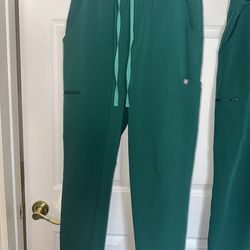 Figs women’s Hunter green pants Medium
