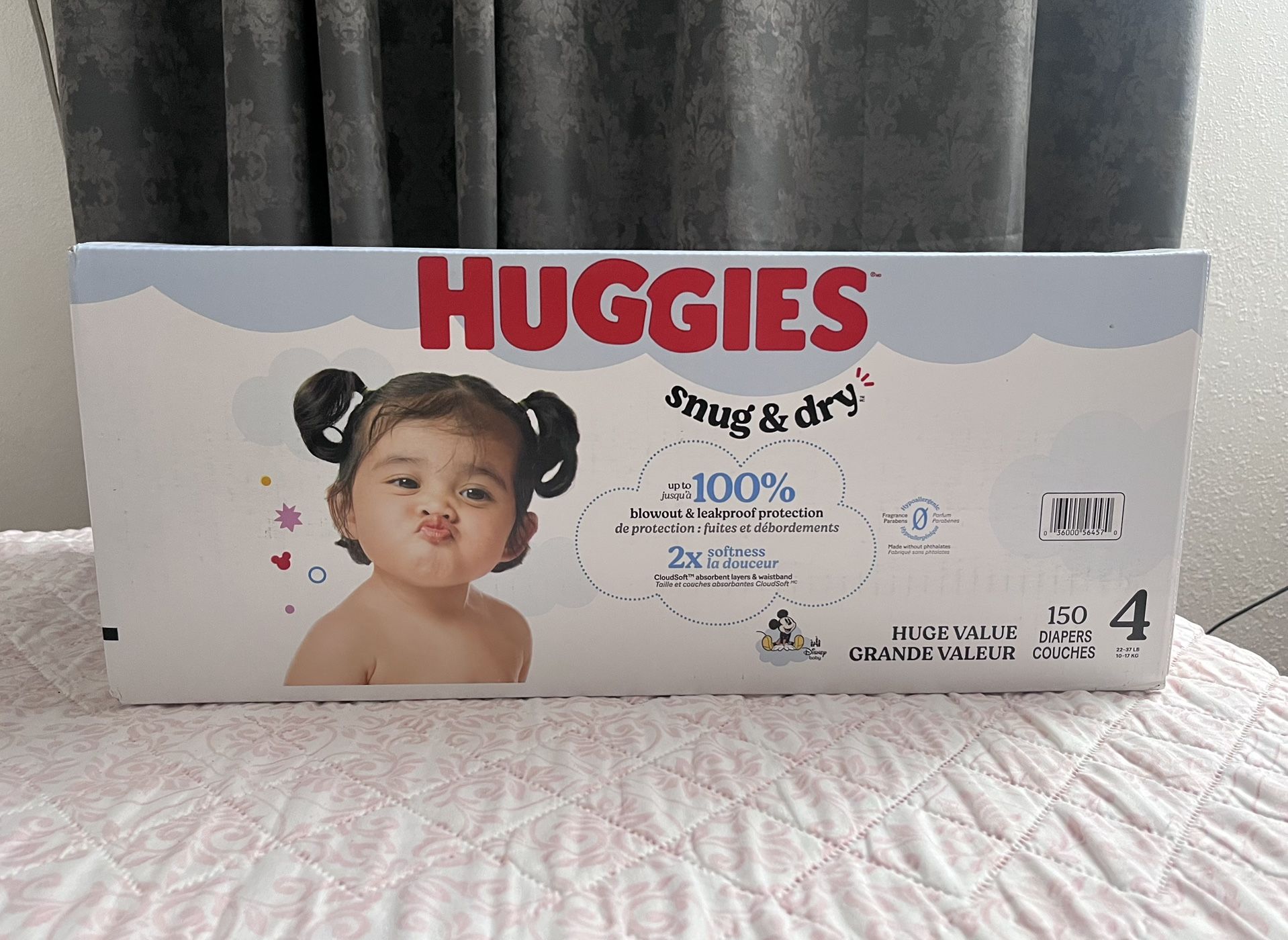 Huggies Snug & Dry Size 4 Diapers