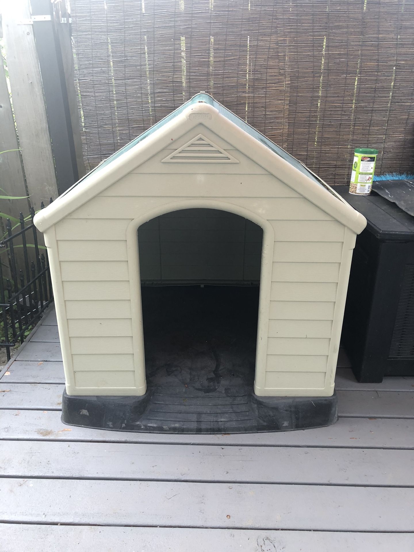 Dog house