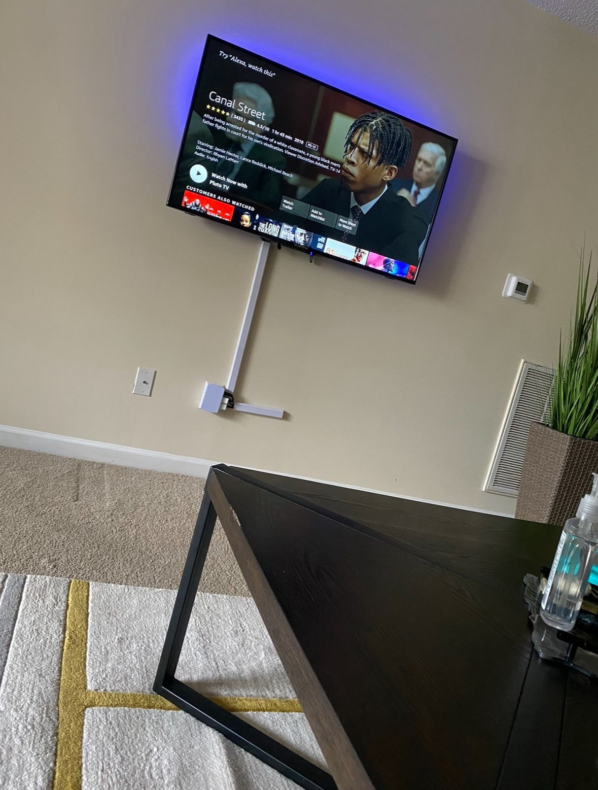 TV mount