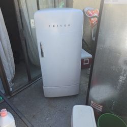 Philco 1950 Refrigerator 