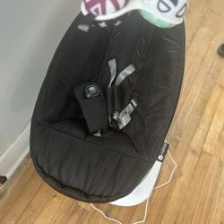 4moms mamaroo Swing