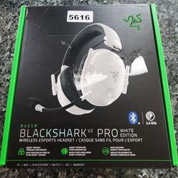 RAZER Blackshark V2 PRO