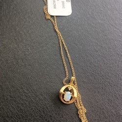 14k Gold Chain With Opal Set Pendant 