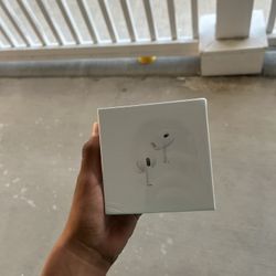 earphones brand new 65$