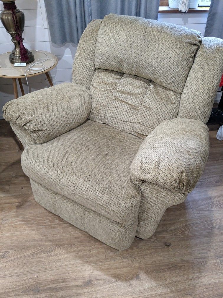 Three Pieces Couch Set
