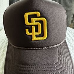 SAN DIEGO PADRES SNAPBACK TRUCKER HAT MEN