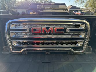 2020 GMC Sierra Grille