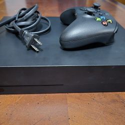Xbox One X With Series X Controller 