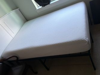 Bed frame + full mattress