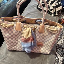 $1000 Louis Vuitton Tote Bag