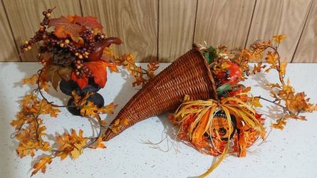 Fall and Thanksgiving Decorations