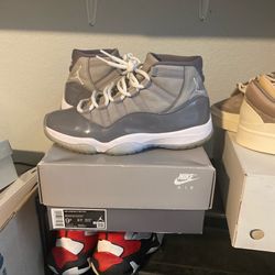 Jordan 11 Cool Gray Size 9.5