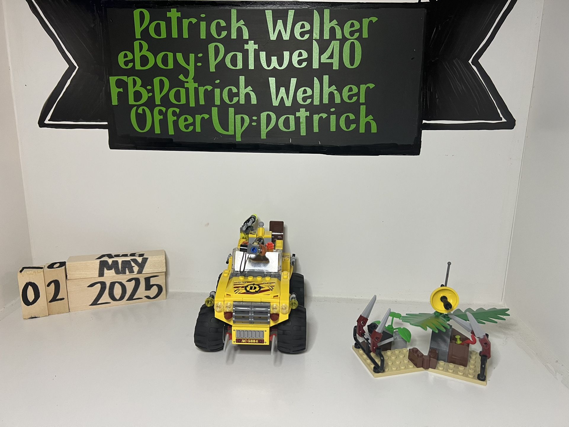 5884 LEGO Dino Raptor Chase