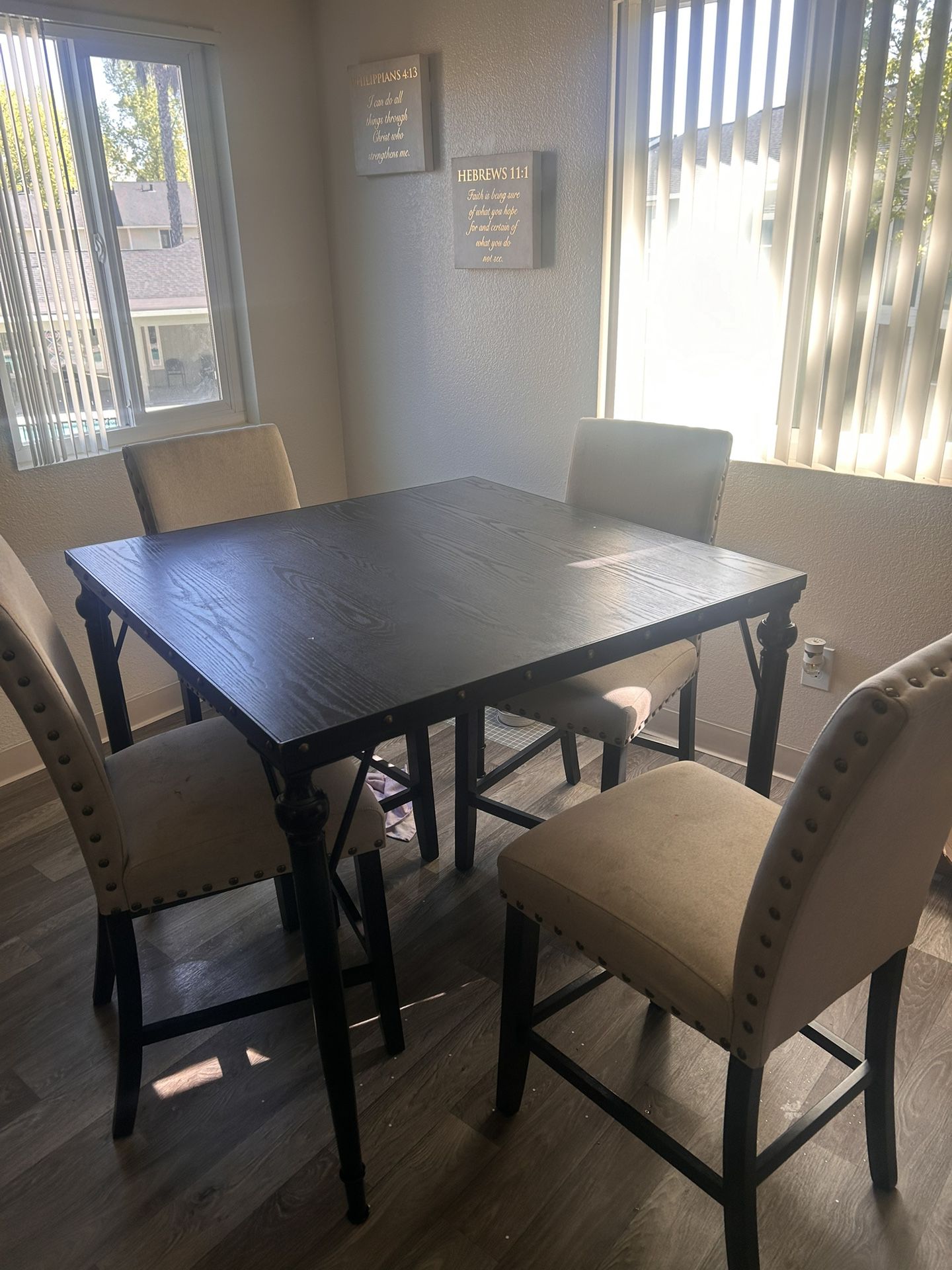 4 Chair Kitchen Table 