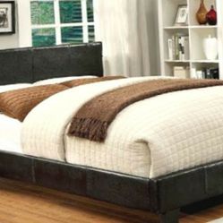 Platform Bed with Bluetooth speakers Espresso Queen Size New
