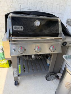 Weber Genesis II Outdoor Grill