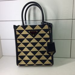 Prada Nylon Tote Bag for Sale in Hanover Park, IL - OfferUp