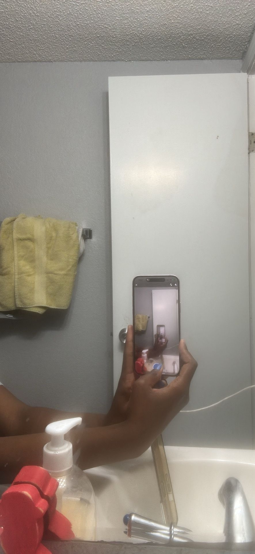iPhone 15