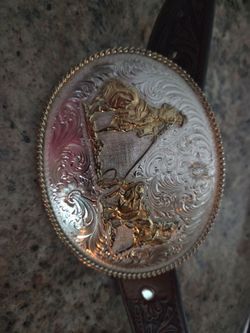 Belt buckle