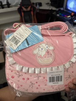 NWT CINNAMOROLL BAG