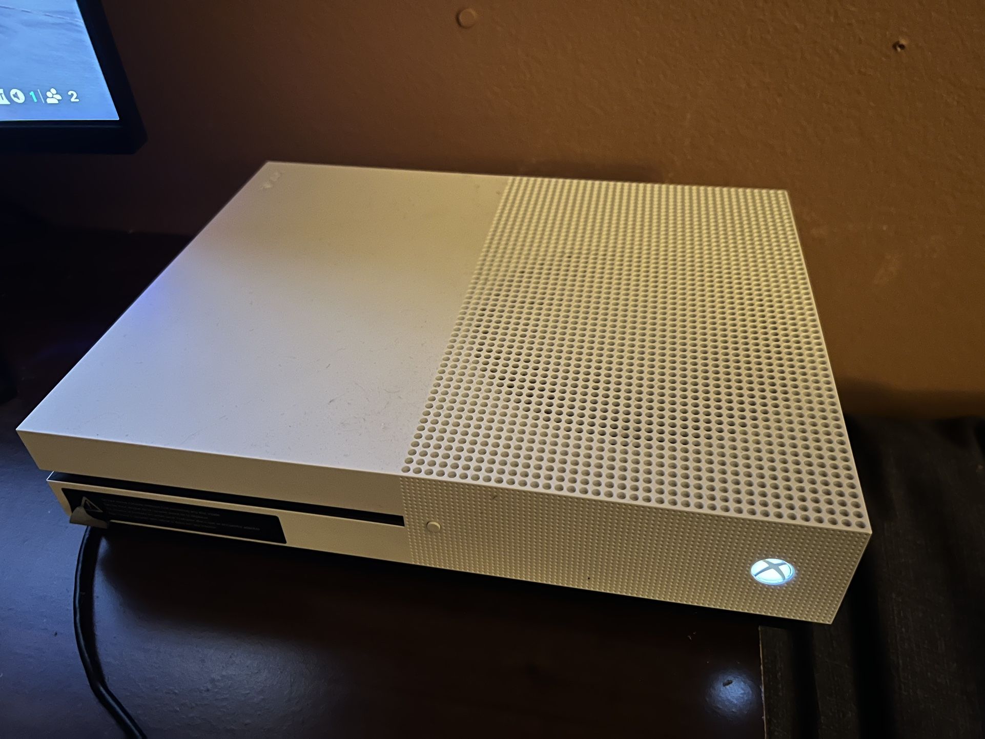 Xbox One S