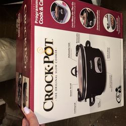 6qt Crockpot Brand New Never Used 