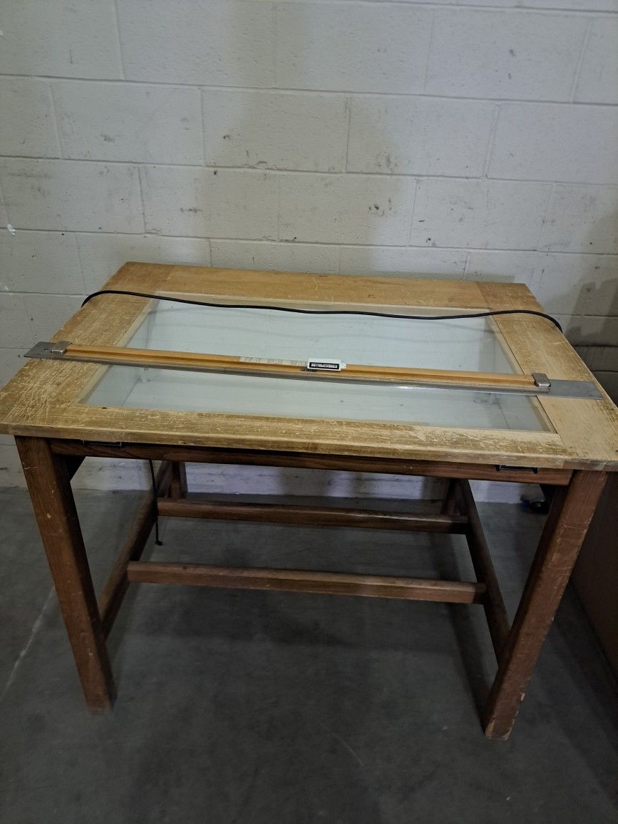 Drafting table with lights