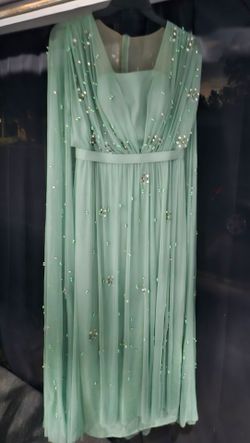 BEAUTIFUL FORMAL DRESS