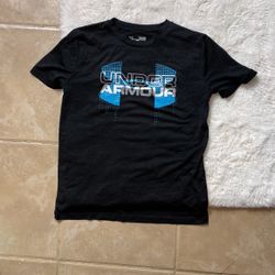 Boys Shirts Medium And Large And Women’s Xs