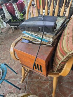 Cassetera,CD, Discos, Radio