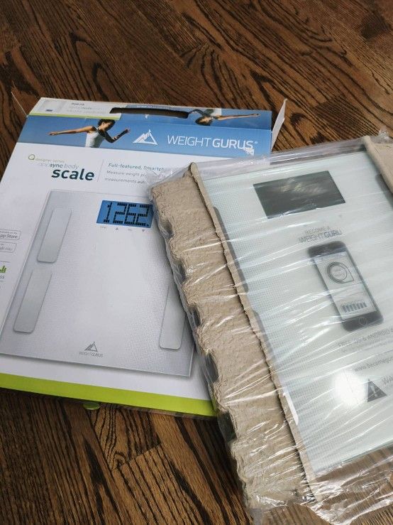 Smart scale with the box