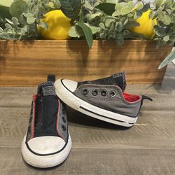 Toddler Velcro Converse Chuck Size 5