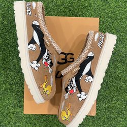 Palace x UGGs Looney Tunes size 9