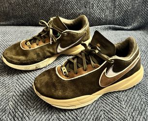 Nike LeBron 20 XX Olive Suede Green Mens Size 11 Basketball Shoes DV1193-901