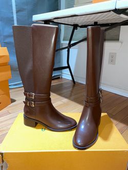 New Brown Knee-High Riding Boots