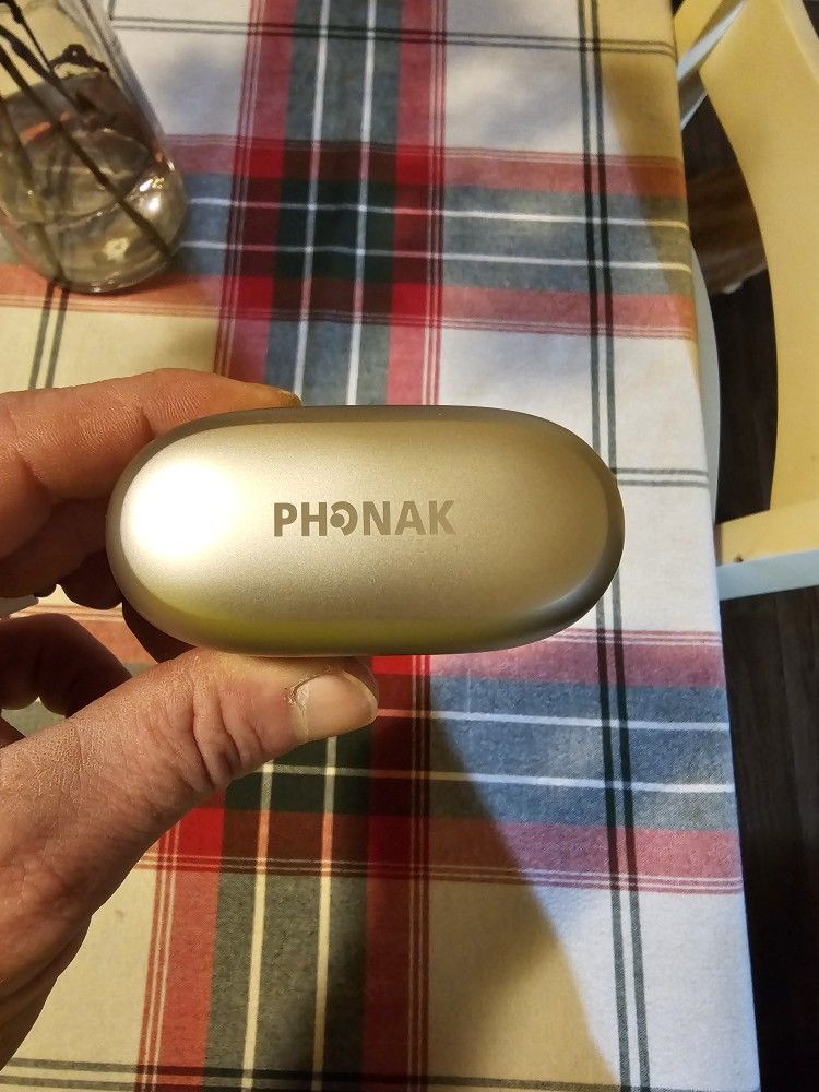 Absolutely Brand New Phonak I50 R Hearing Aids