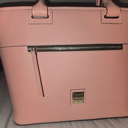 Dooney & Bourke Tote