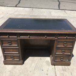 Solid Wood Executive/ Bankers Desk