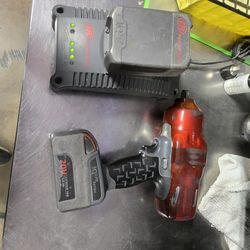 Ingersol Rand W7000 Series 1/2" cordless  Impact