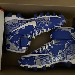 Brand new kid cleats