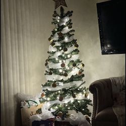 Christmas Tree With Ornaments Lights 