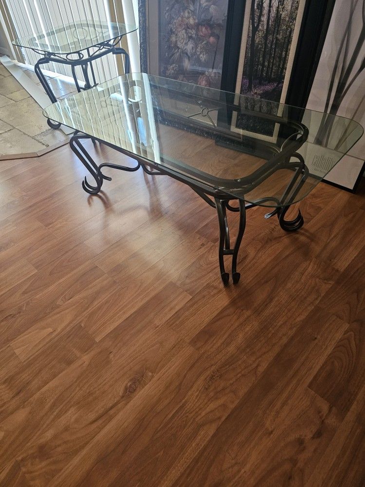 Coffee And End Table