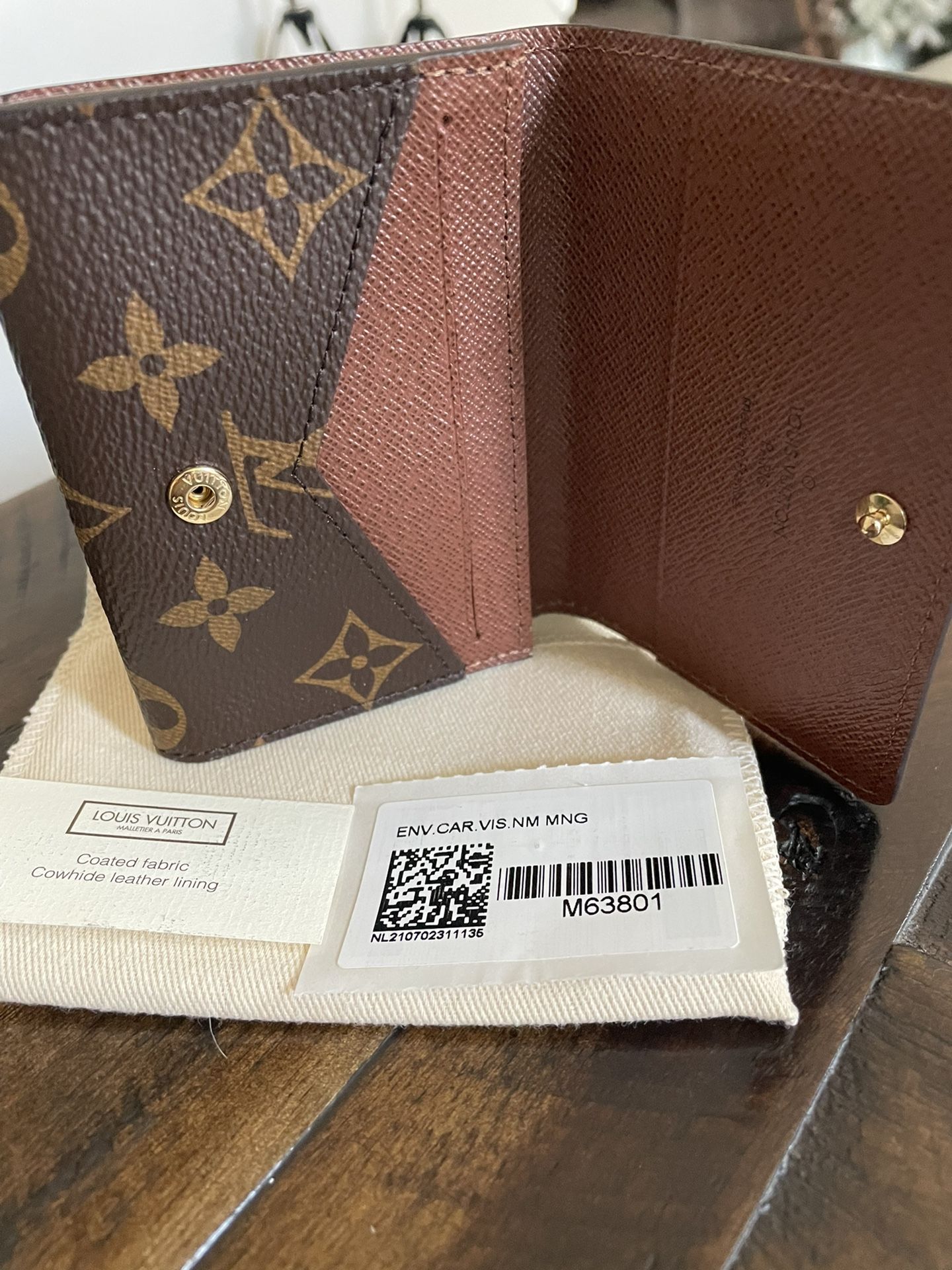 Louis Vuitton Busines Card Envelope for Sale in Chula Vista, CA