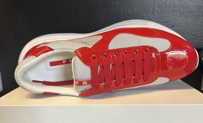 Prada Size 7 Us Eu 40