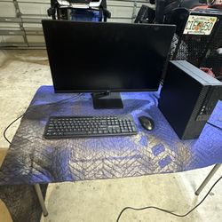Dell Computer System With Monitor Package