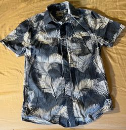 Haggar men’s shirt size small $4