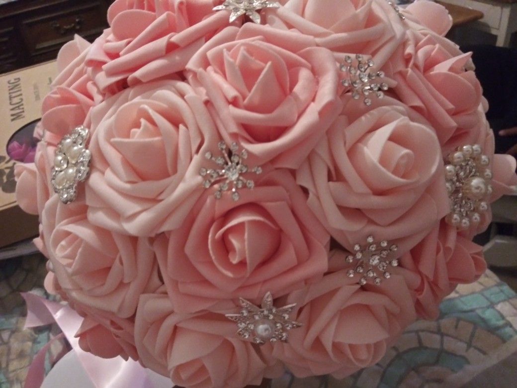 Bridal/quinceanera bouquets